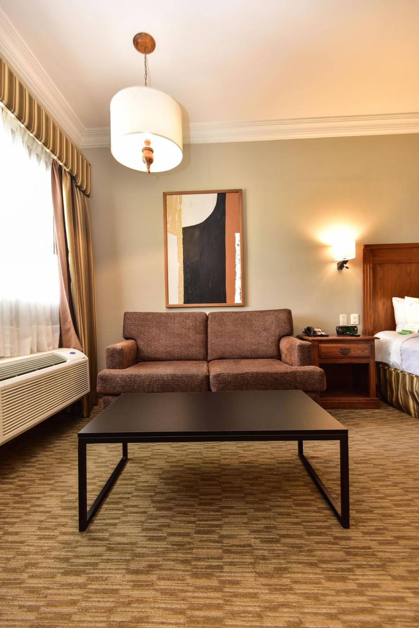 Fresno Galerias Hotel Torreon Bagian luar foto